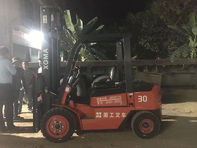 急客戶之所急，永新昌叉車服務(wù)暖人心